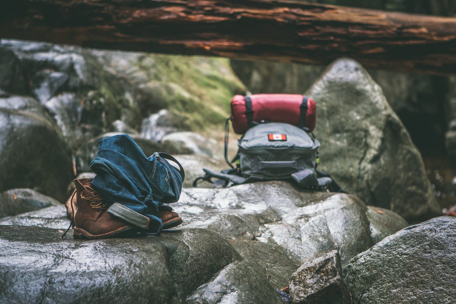 Comfortable And Moisture-wicking Hiking Socks