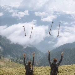 a-hiker-is-lucky-to-be-alive-after-getting-stranded-on-a-colorado-peak-without-a-jacket